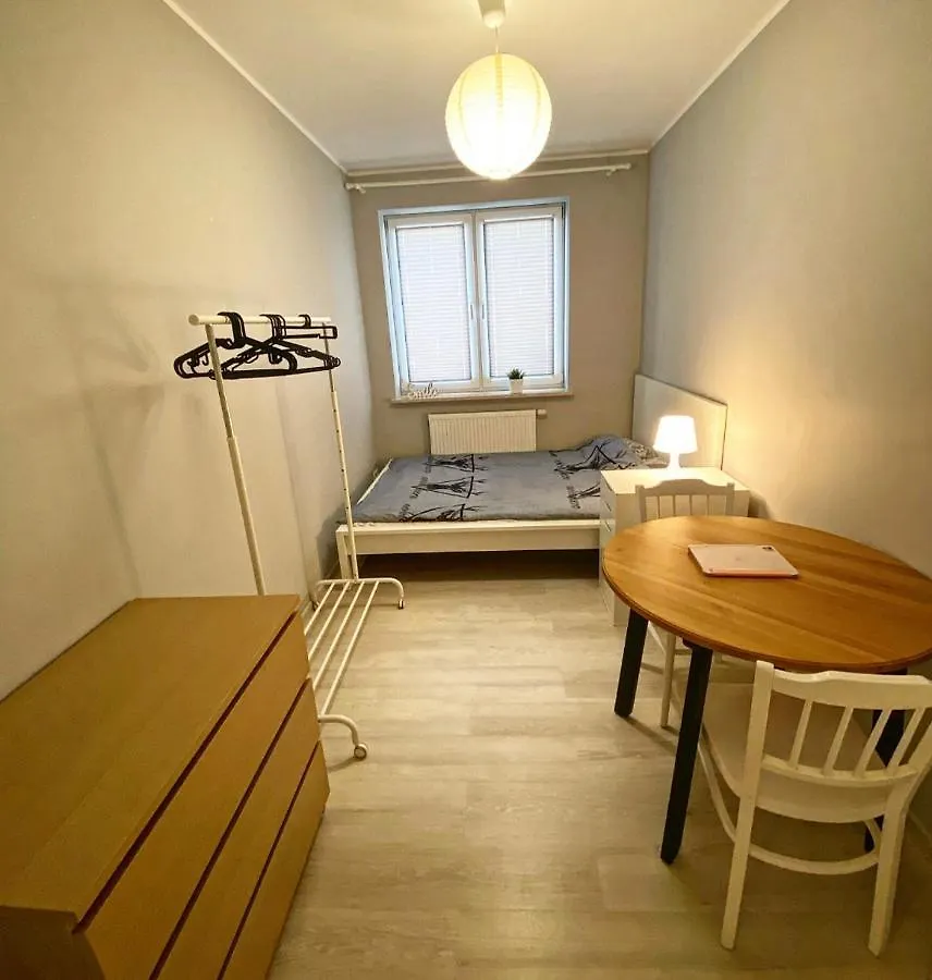 Room In A Rental Unit Hosted By Malek Varsóvia Apartamento